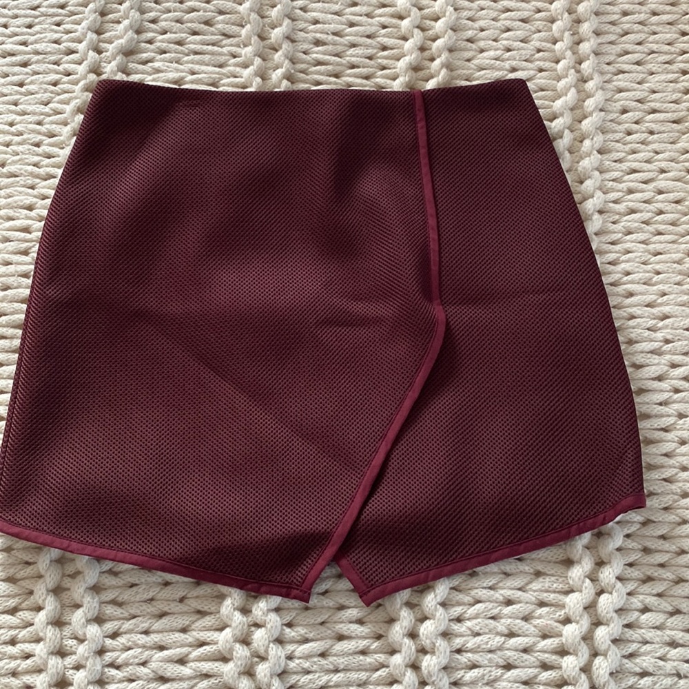 Topshop burgundy mini skirt size 8